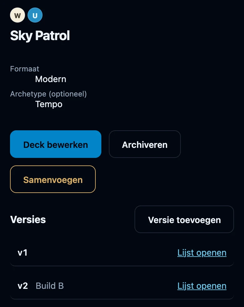 De deckpagina van Sky Patrol met de knoppen Deck bewerken, Archiveren en Samenvoegen, en onder Versies de regels v1 en v2 Build B, elk met een link Lijst openen.